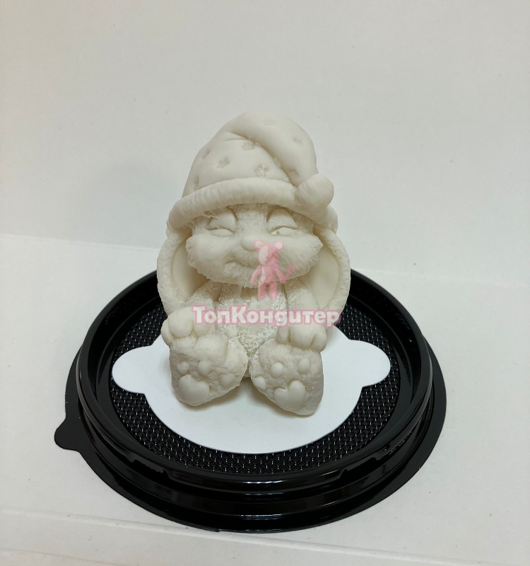 Фигура из шоколадной глазури Зайка в шапочке 7,5*5,5см